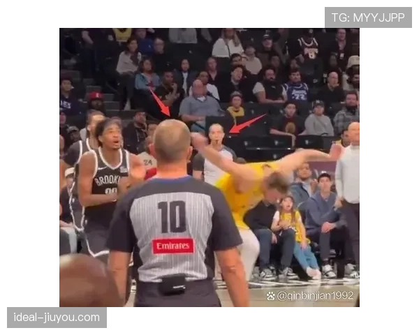 为什么同一动作，有的裁判吹犯规有的却视而不见？