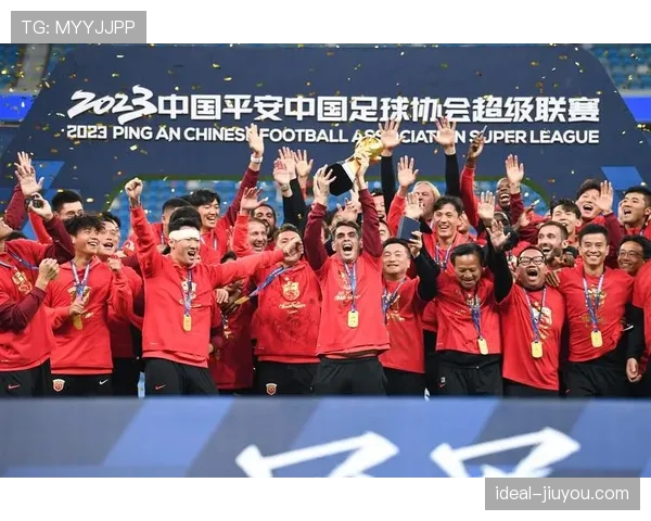 上海海港新赛季阵容磨合顺利，中前场配合日趋流畅